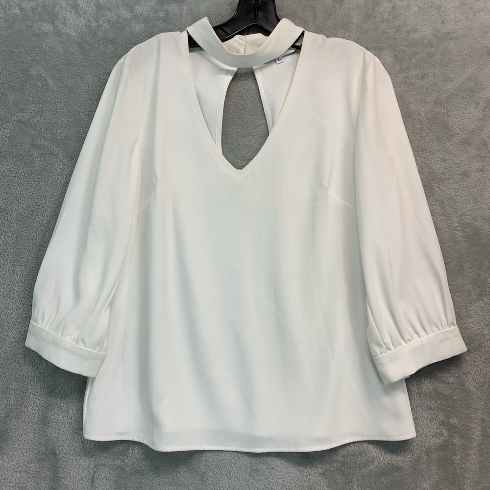 Trina Turk Career Blouse Size L  White 3/4 Sleeve V-neck Choker Collar Top